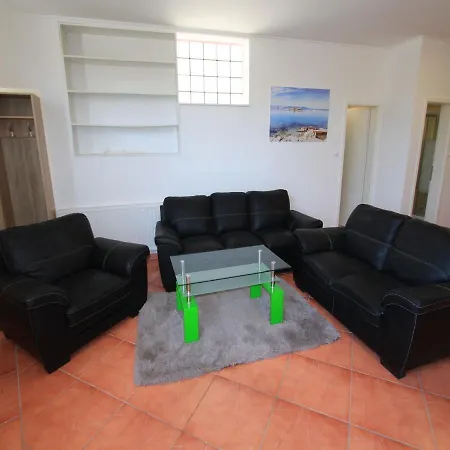 Apartment Nero *