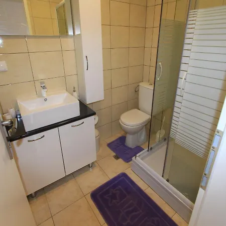Nero Apartment *