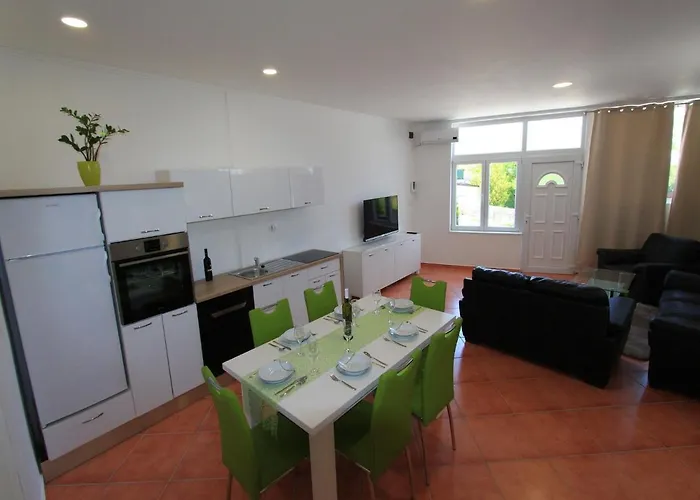 Nero Appartement *